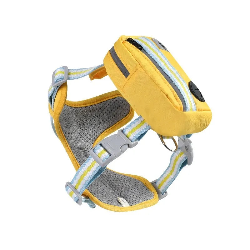 Pink explosion-proof anti-strangulation dog harness with buckle and 1.5m lead on a grassy background.