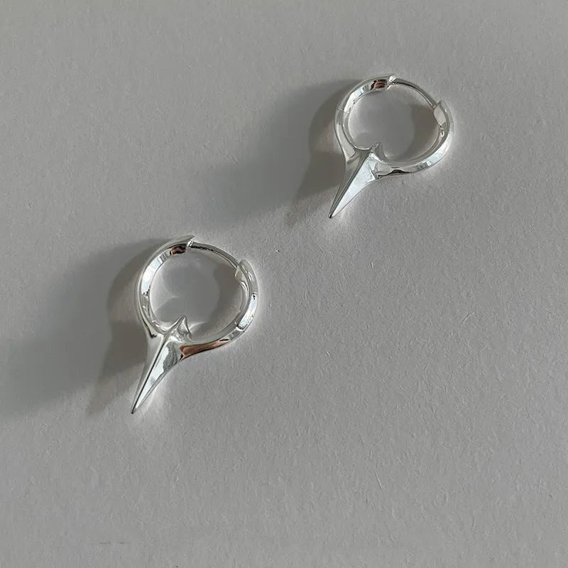Platinum geometric star ear clips for women with copper electroplated construction