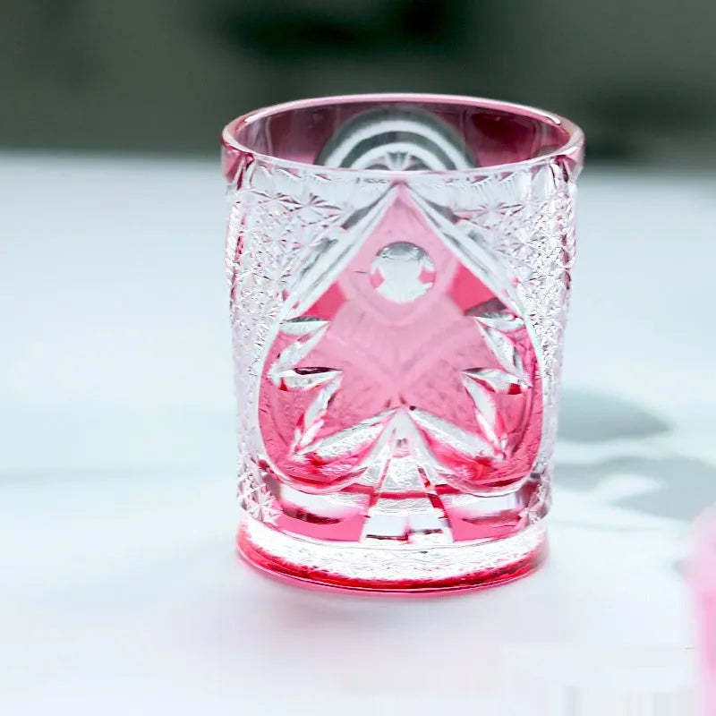 Hand carved golden red owl motif on a crystal glass wine glass with 201-300ml capacity, simple style design