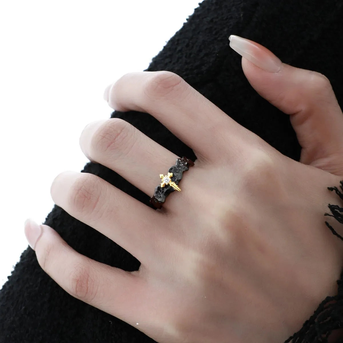Adjustable opening silver ring with electroplated white gold or black gold finish