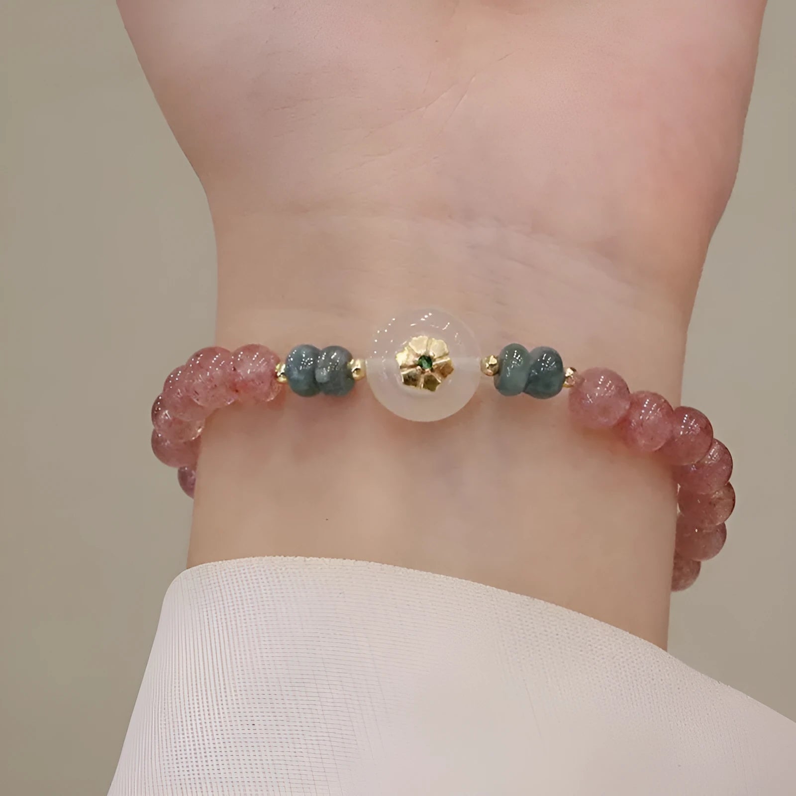 Women's strawberry quartz blue water emerald bracelet with electroplated finish and New Chinese style design