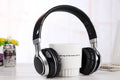 Wired head-mounted gaming headset with heavy bass and microphone in black