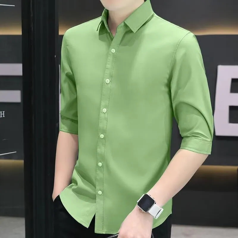 Men's slim-fit half-sleeve shirt in linen and silk fabric, shown in a summer colour.