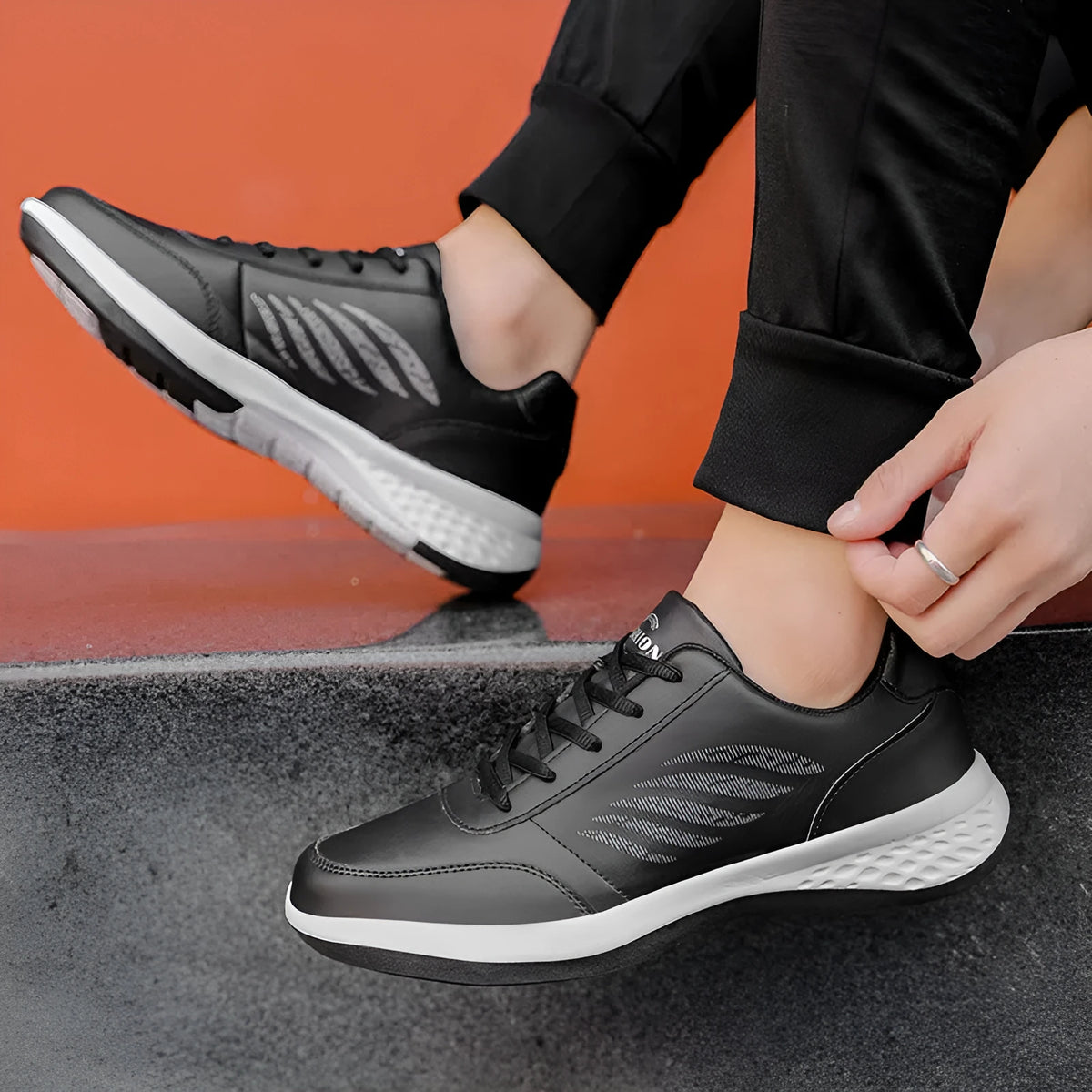 Men's black low-top sneakers with breathable mesh inner, synthetic PU upper, rubber sole, front lacing, sizes 38-48