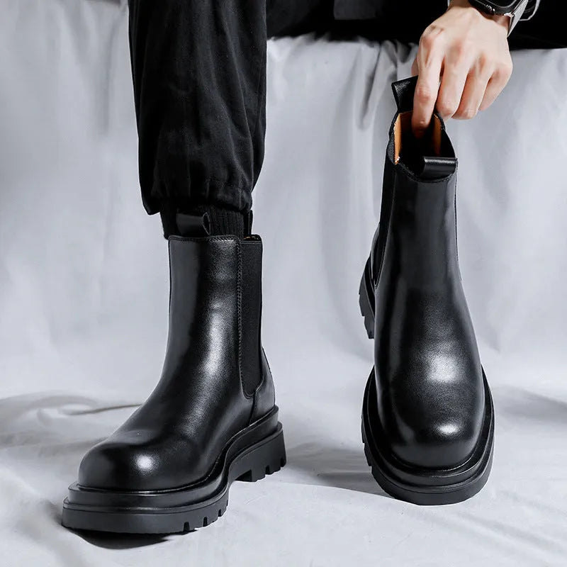 Chelsea men's high-top smoke pipe British Martin boots in Y666 Black with short stout heel and round toe