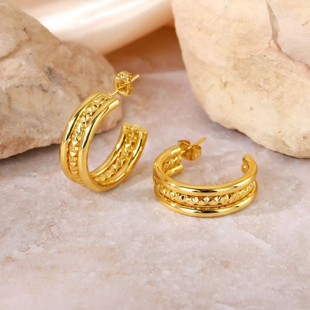 Geometric line splicing earrings in gold titanium steel, 25mm size, for sensitive ears