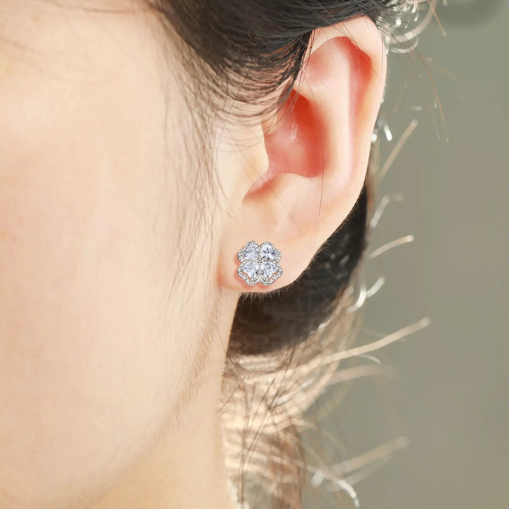 Zeng Yin women's 925 silver heart and four-leaf clover earrings with zircon stones in white gold colour.