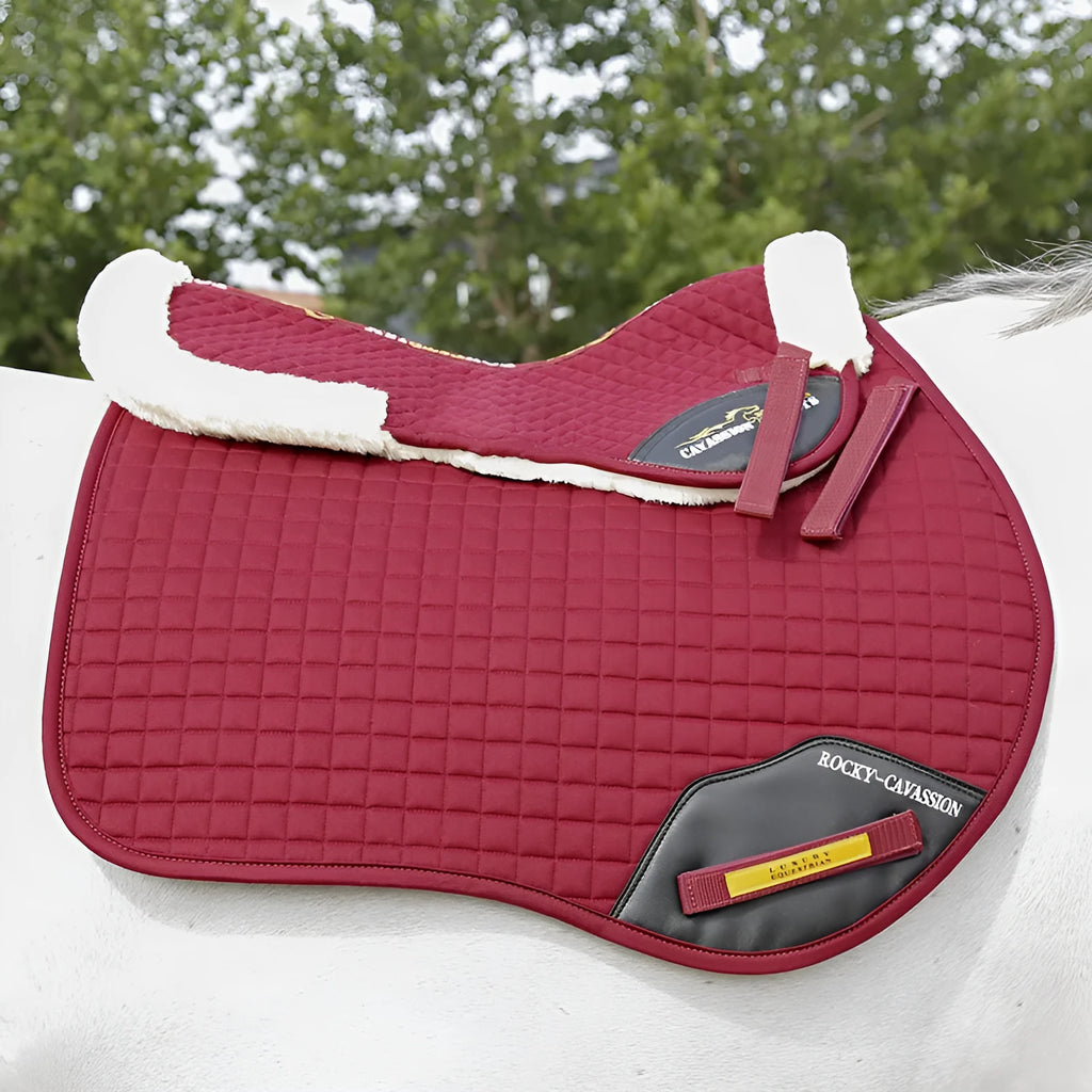 Riding shock absorption wool pad for waist protection in equestrian and cycling sports