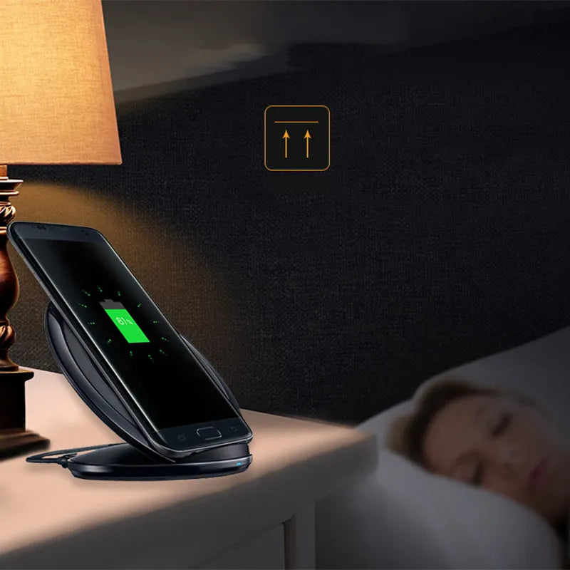 Black and white wireless charging pad for Samsung Galaxy Note Edge with USB connection