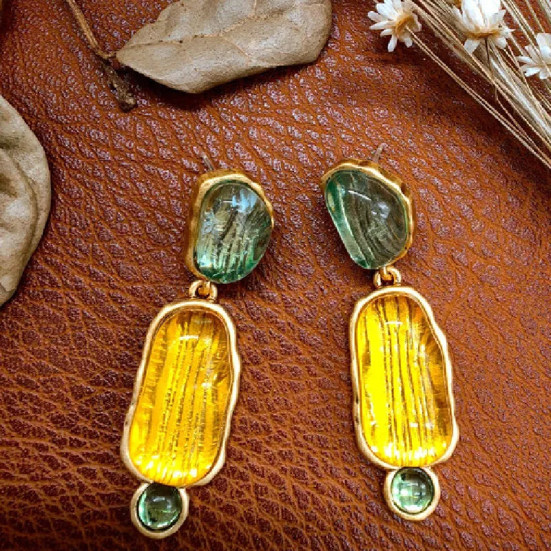 Retro gold electroplated alloy earrings for women, Chinese style irregular shape
