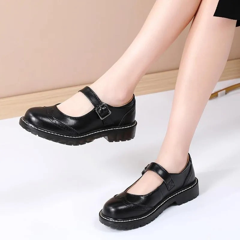 Shallow mouth thick bottom hanging buckle pumps for elderly women in black colour option