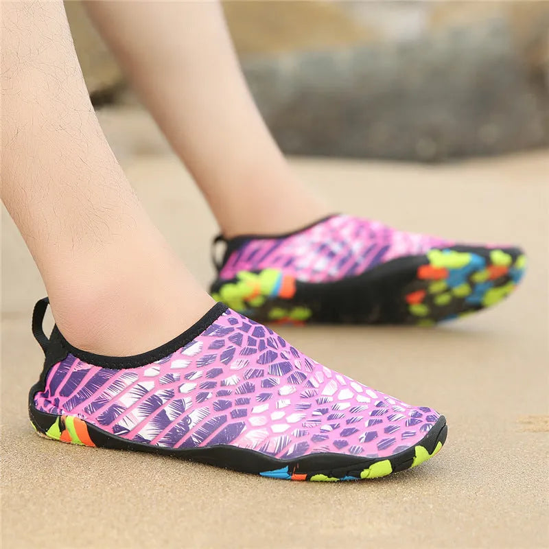 Beach wading shoes in multiple colours with elastic fabric upper and EVA midsole