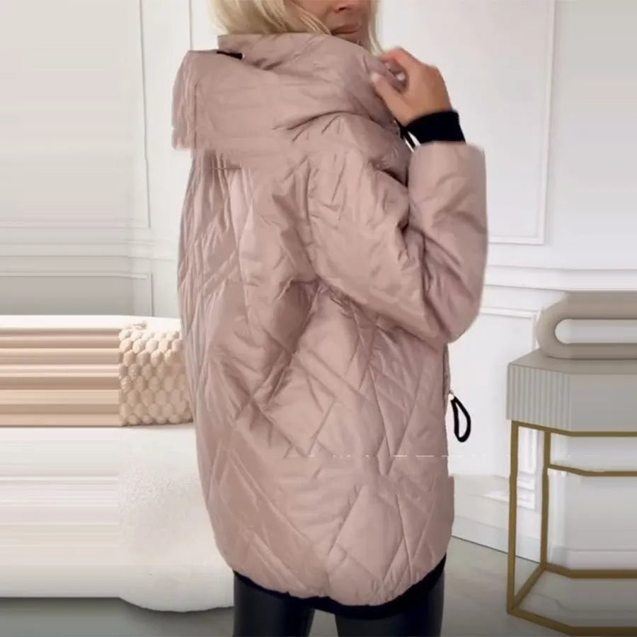 Women's casual hooded coat in black or pink colour with long sleeves.