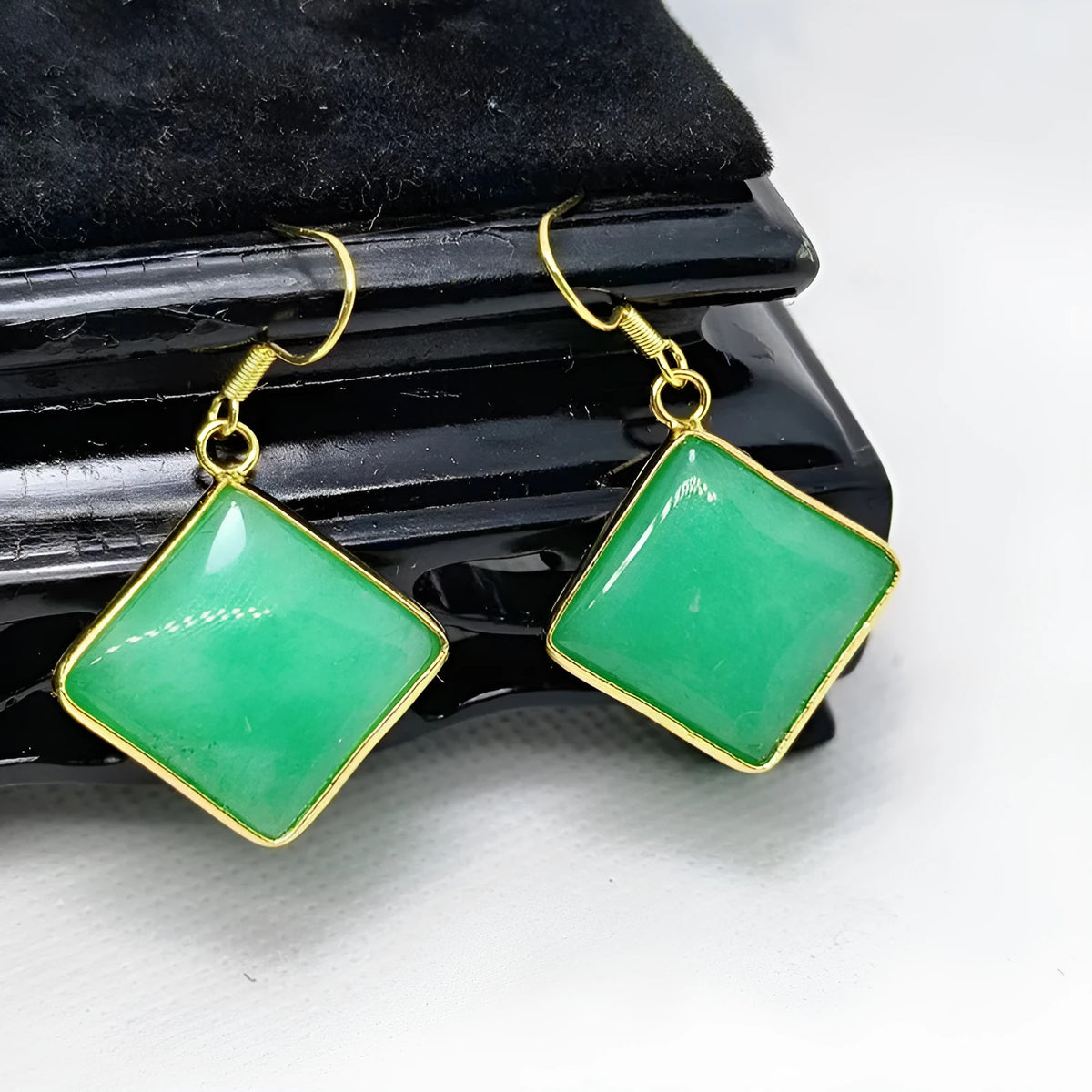 Emerald inlaid jade square women's earrings in quartz rock jade, modern simplicity style