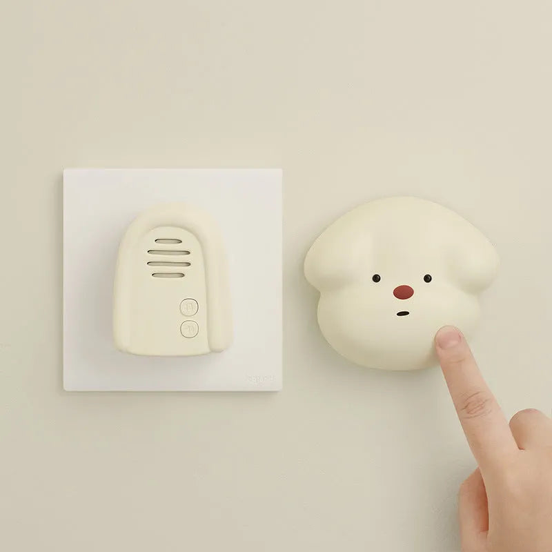 Household wireless plug-in doorbell with self-generating beeper alarm in milky yellow or white colour options
