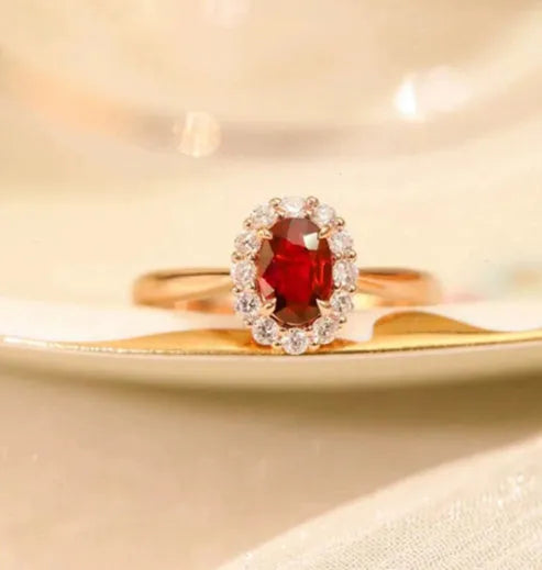 Gold Pigeon red blood gemstone sterling silver inlaid ring with floral pattern on silver-plated band