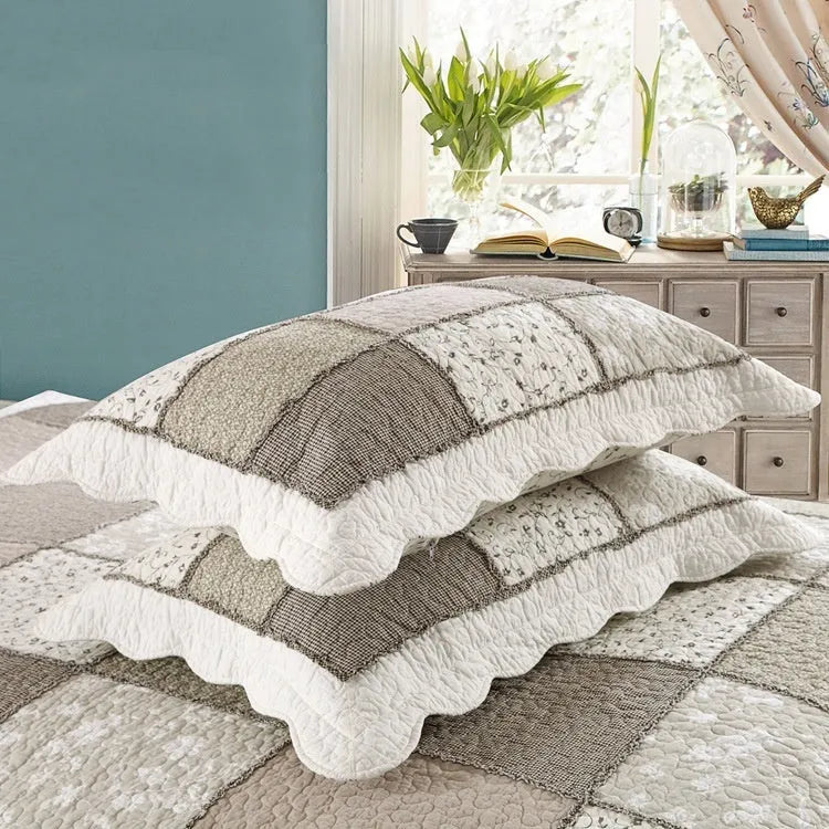 Washed pure cotton quilted bedspread and pillowcase three-piece set in a Korean style.