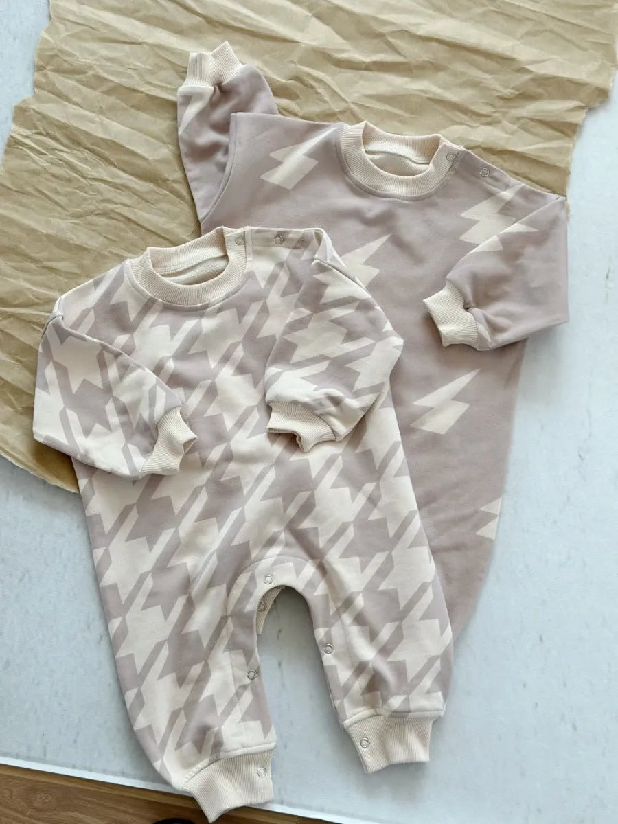 Baby long climbing suit in cotton fabric, neutral design, available in multiple colours for spring and autumn