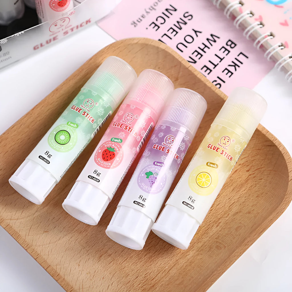 Jelly solid glue in random colour with fruit fragrance, 8.5 cm long by 2 cm wide