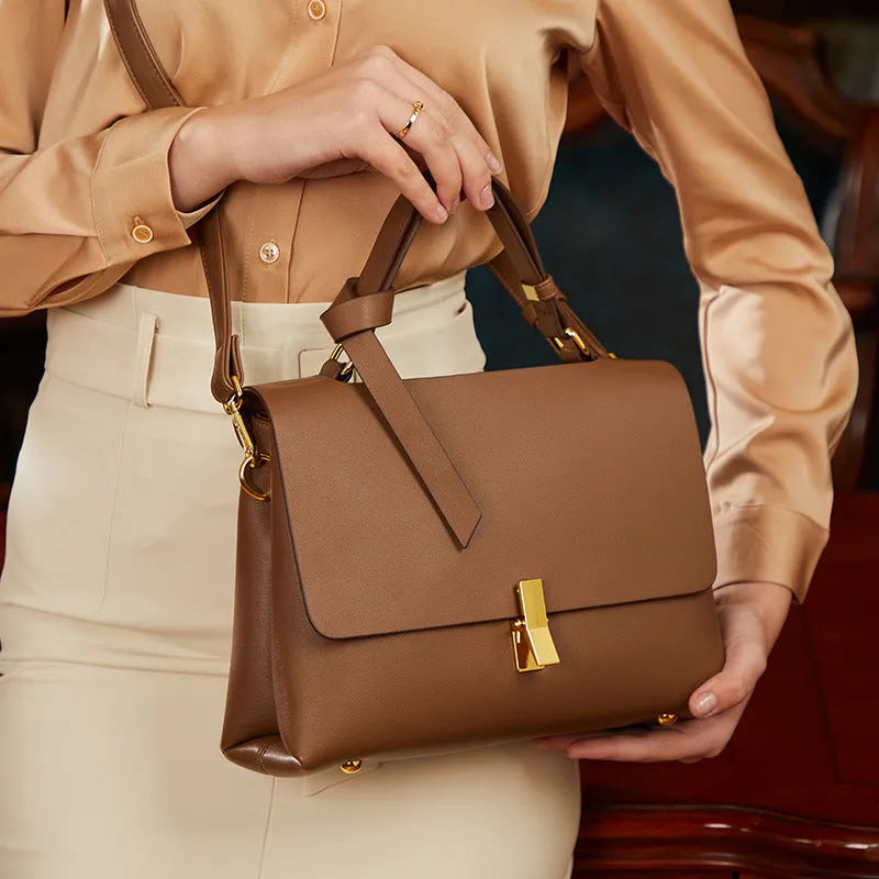 Genuine leather messenger bag with clamshell opening, horizontal square shape, 29x10x20cm, in khaki colour
