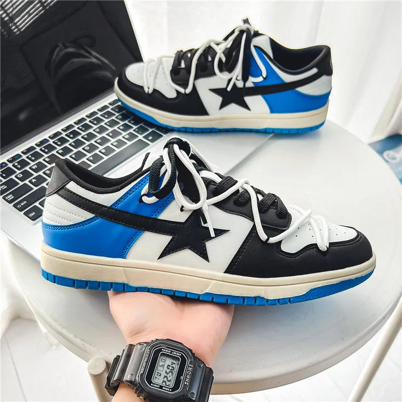 Men's low-top colorblock sneakers in white blue with rubber sole and lace-up design