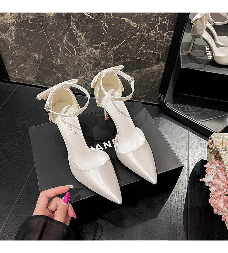 White satin wedding shoes with ankle buckle strap, available in 7cm and 9cm heel heights, sizes 33 to 43