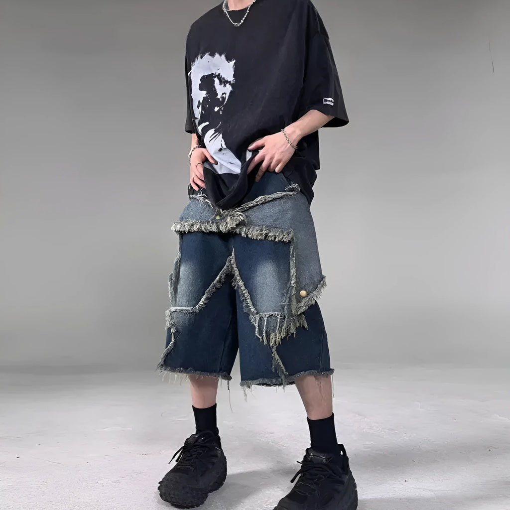 Men's blue retro denim shorts with frayed hem and five-pointed star decoration, loose fit style