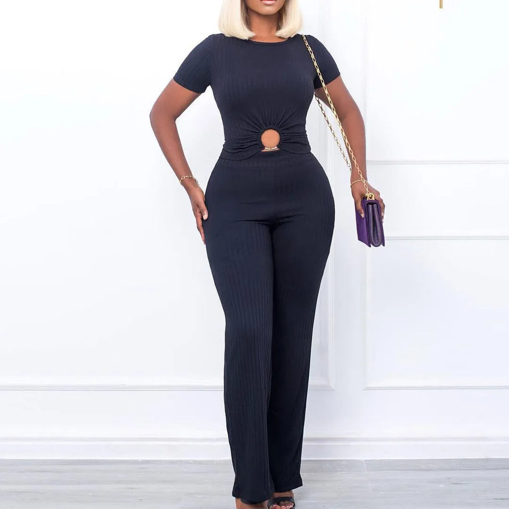 Women's solid colour polyester casual suit with three-quarter sleeve top and trousers, black colour option