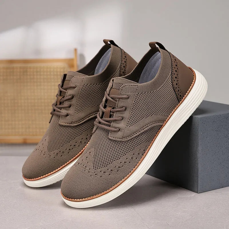 Men's casual hiking shoes with mesh upper and rubber sole in multiple colours