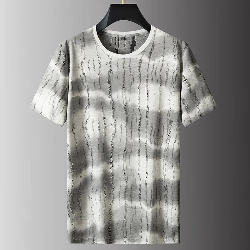 Grey loose-fit men's plus size t-shirt with short sleeves and round neck.