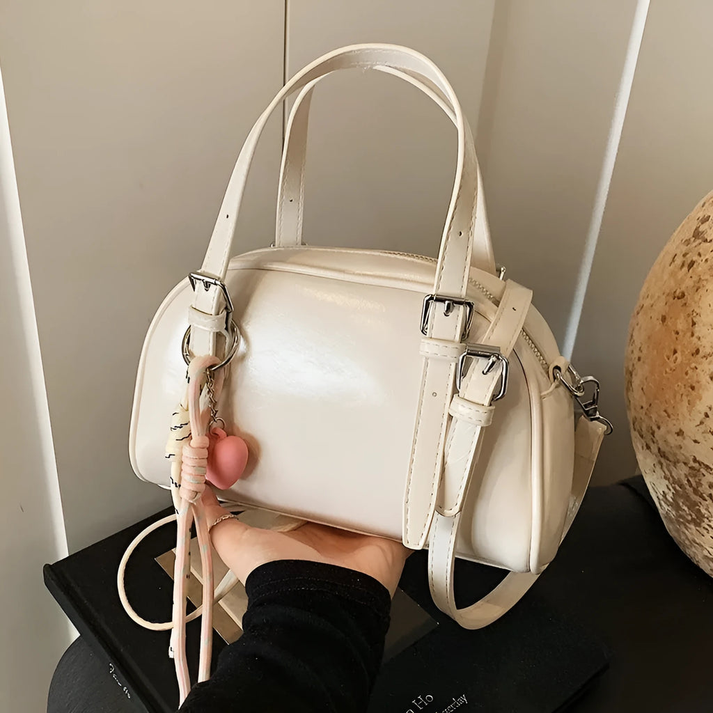 Korean style women's soft PU shoulder bag in shell shape with pendant options