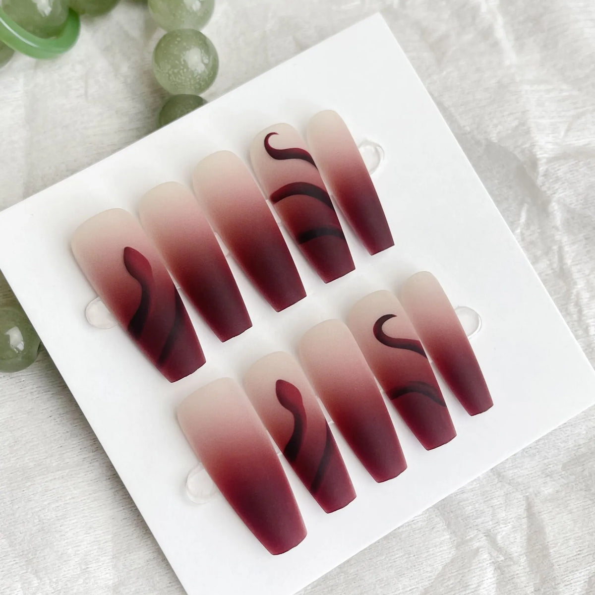 Red snake XB1-696 gradient armour wear nail stickers, 40-piece set across 4 pairs, long ladder shape