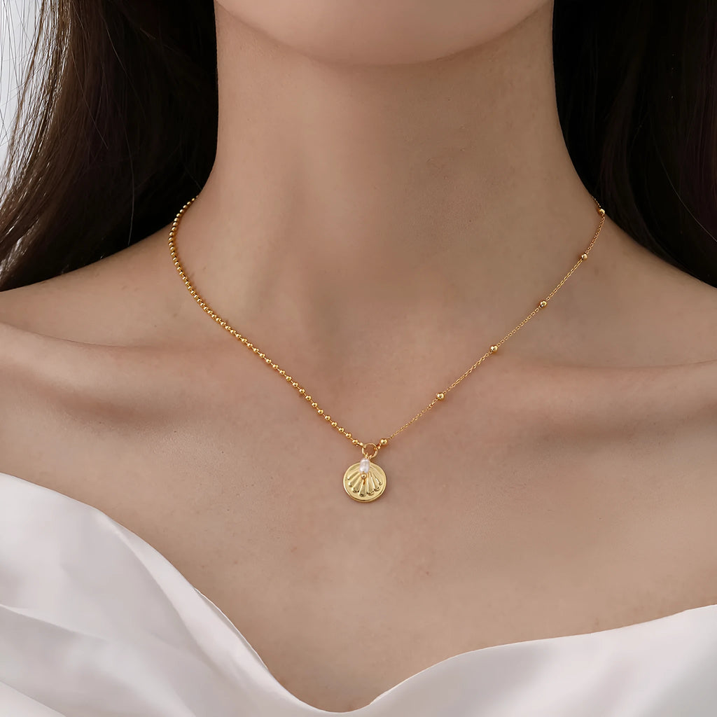 Natural pearl shell pendant necklace with stainless steel chain, 41-50cm, for women