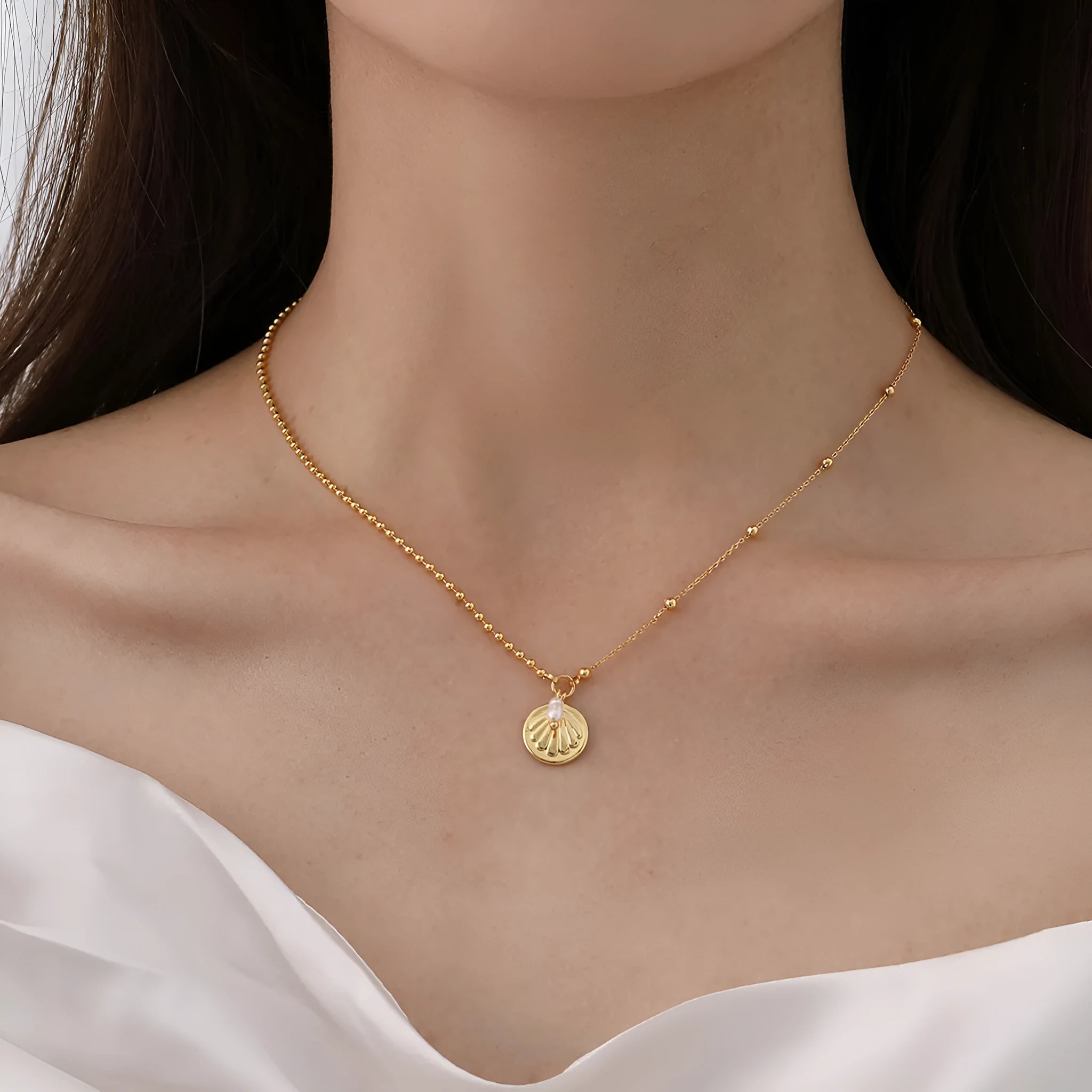 Natural pearl shell pendant necklace with stainless steel chain, 41-50cm, for women