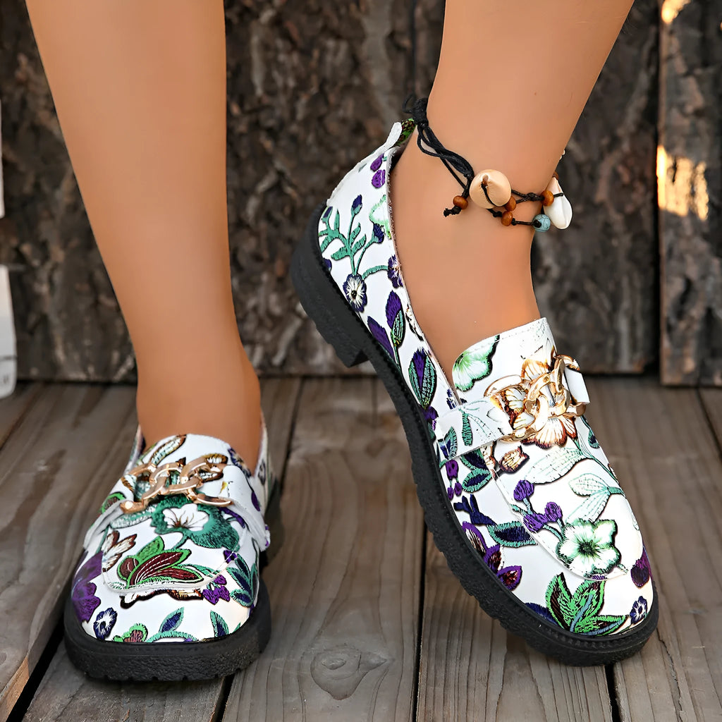 Plus size British style loafers with chunky heel, flower chain, and round toe in colour 01-3