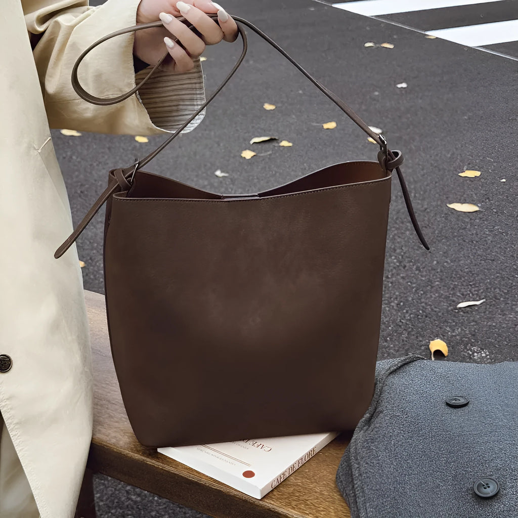 Versatile retro matte women's single-shoulder large-capacity bucket bag in brown, black, and coffee PU leather