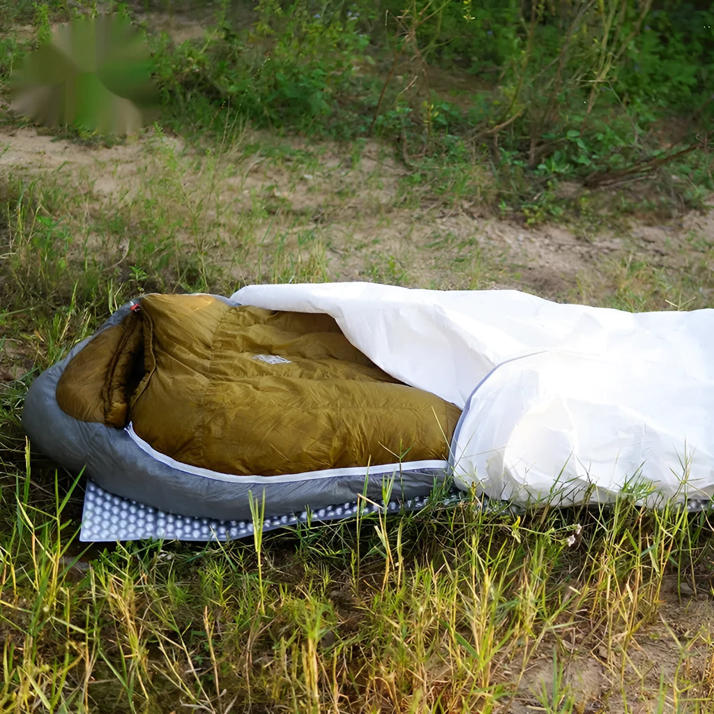Mummy-style sleeping bag cover for adult outdoor climbing and travel with dirt-proof protection