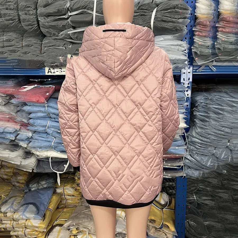 Women's casual hooded coat in black or pink colour with long sleeves.