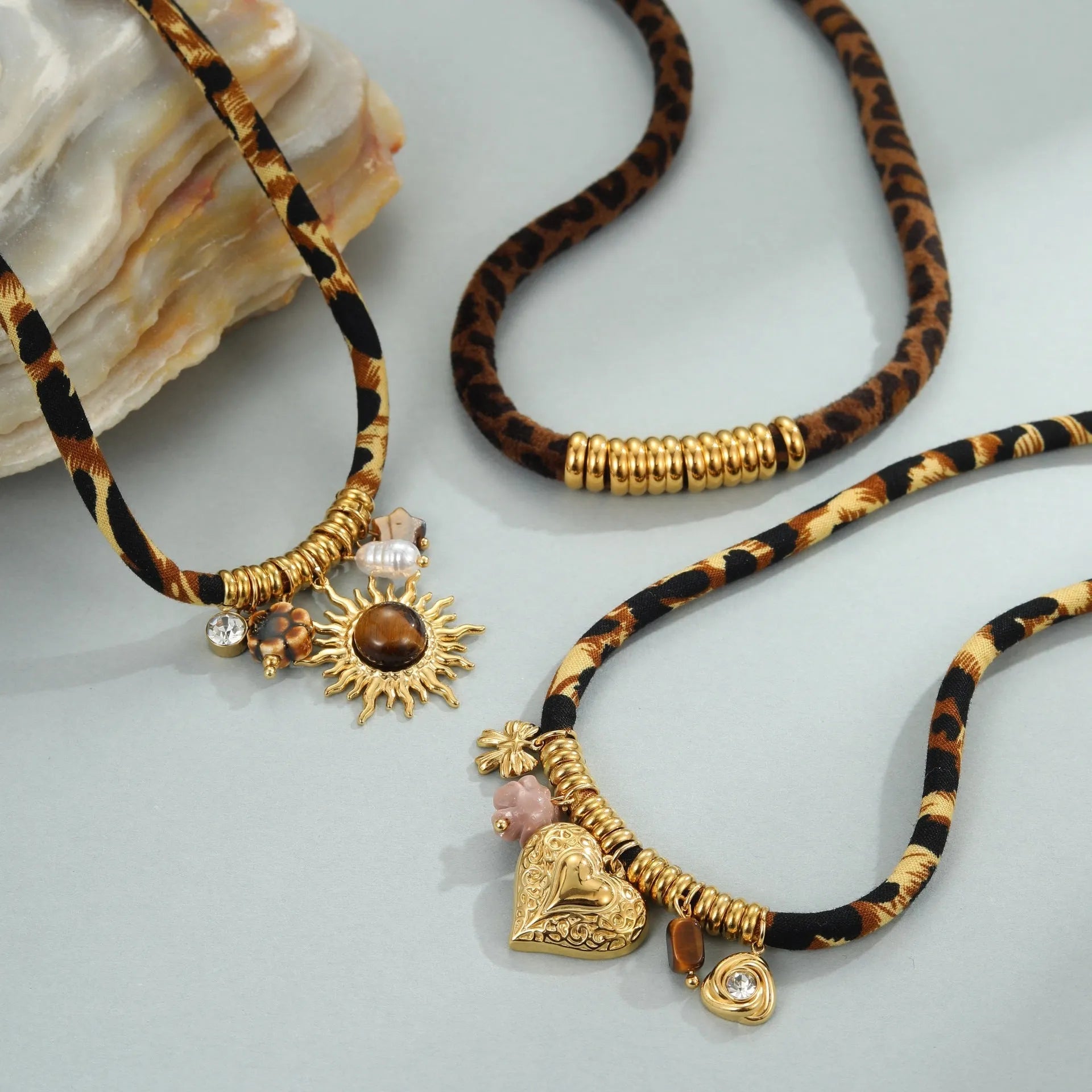 Leopard series stainless steel necklace with geometric design and 18K gold plating