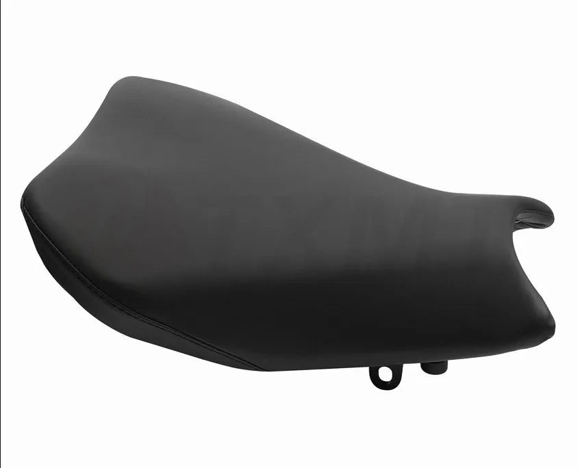 Suzuki GSXR1000 motorcycle with black PU leather seat covers fitted on front and rear.