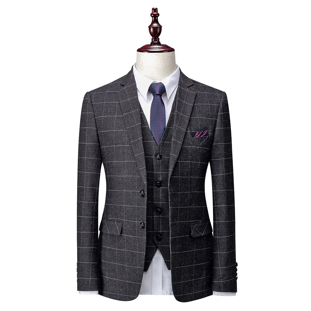 Men's business suit in dark grey polyester, Korean slim fit style with two-button placket and trousers