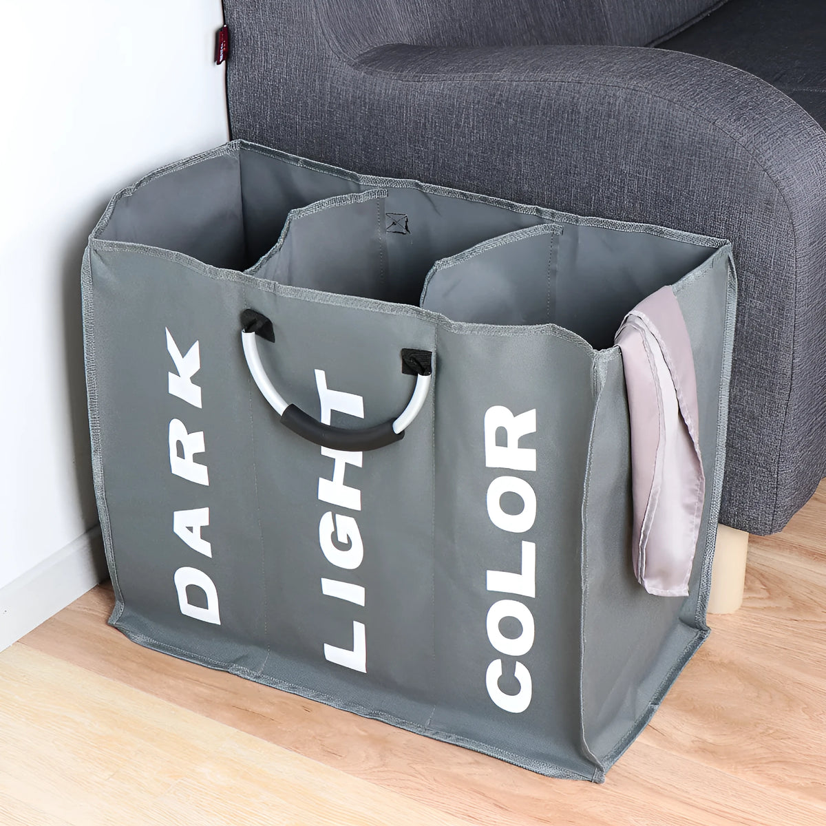 Three compartment large capacity clothing bag in 600D Oxford cloth, shown in light grey and dark grey