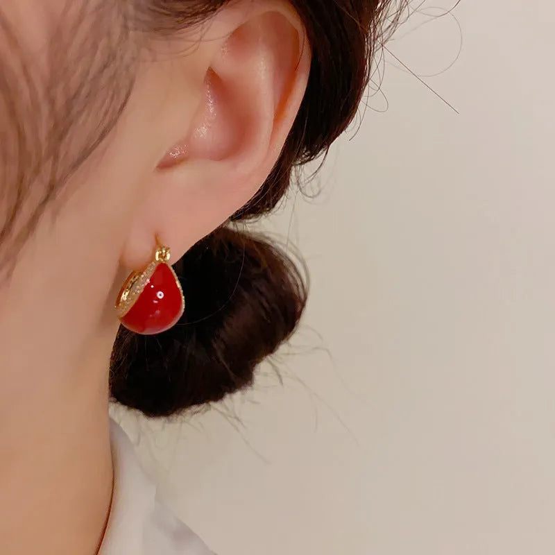 Retro micro-inlaid drip ear buckle clip-on earrings for women, copper with thick real gold plating, geometric shape, white or red option