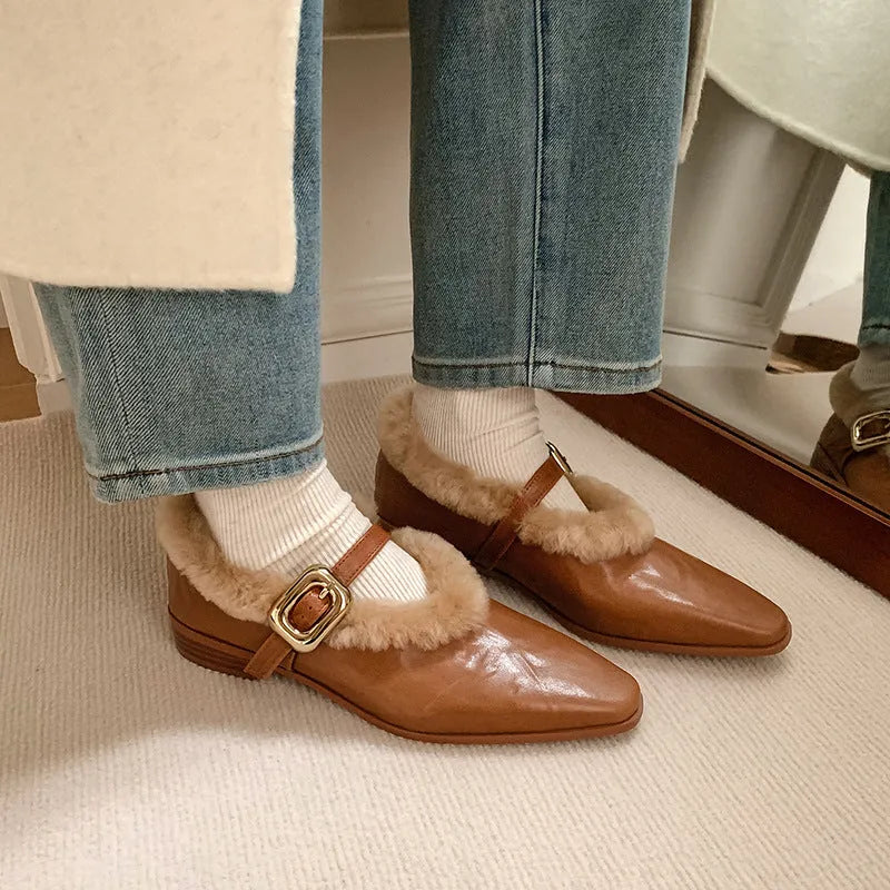 Women's sheepskin ankle-strap shoes with full-grain sheepskin upper, pointed toe and viscose sole in dark brown