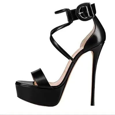 Low-top black patent leather high heels with fish mouth toe and hollow-out detail