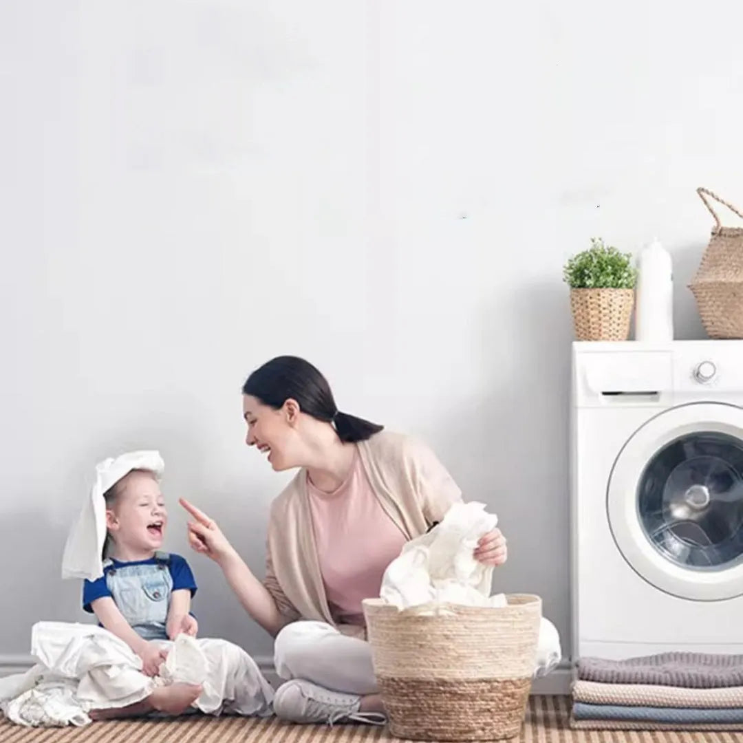 400g bottle of active oxygen bleaching powder with decontamination salt for laundry stain removal.