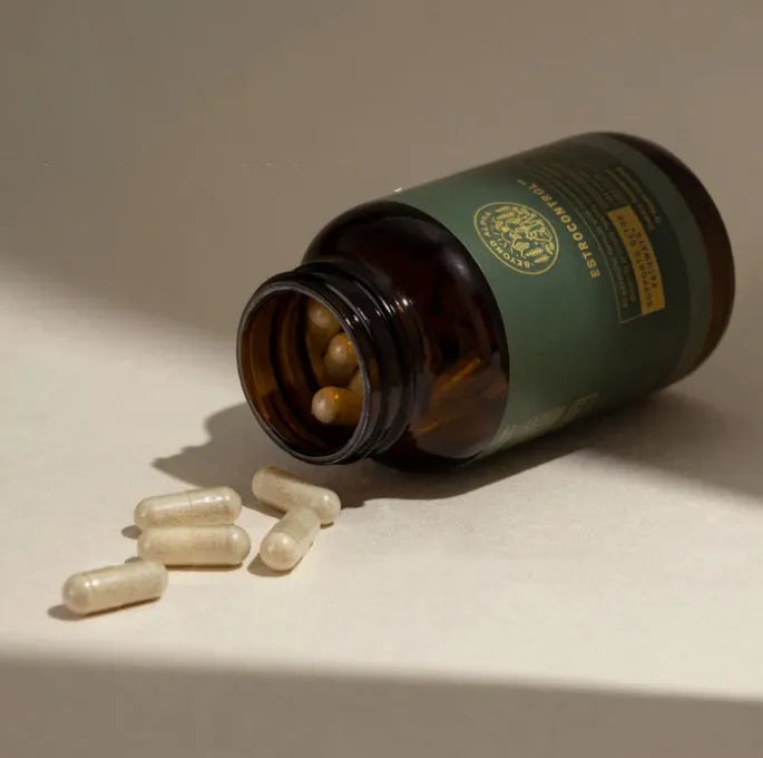 Women's vitamin capsules for hormone balance, 72 tablets in burgundy and green bottles