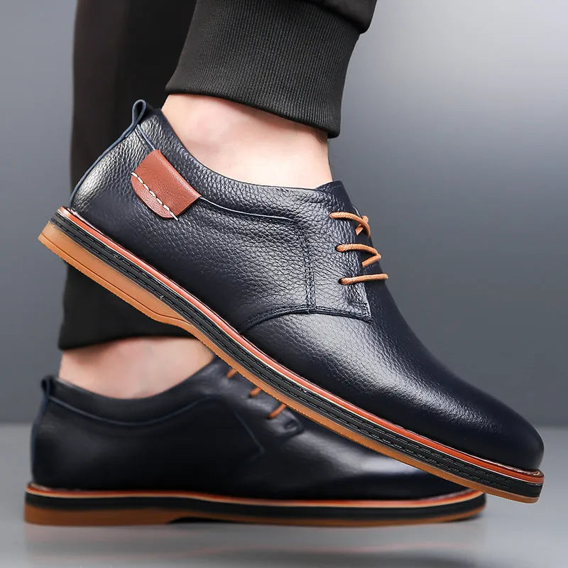 Men's business casual shoes in first layer cowhide, flat heel and round toe, black blue or brown