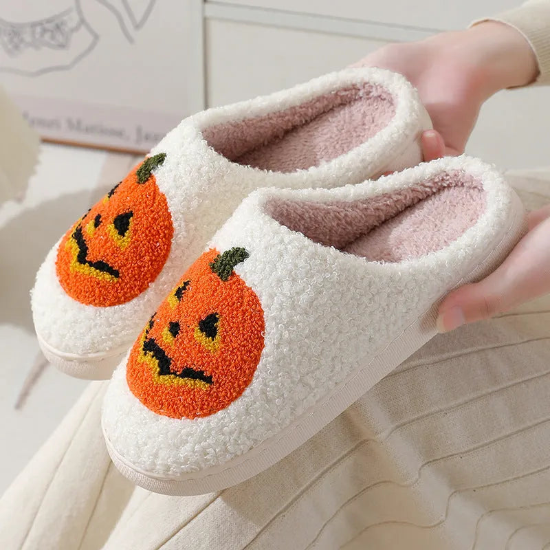Halloween pumpkin cartoon slippers in white pumpkin colour with suede upper and rubber sole for indoor use