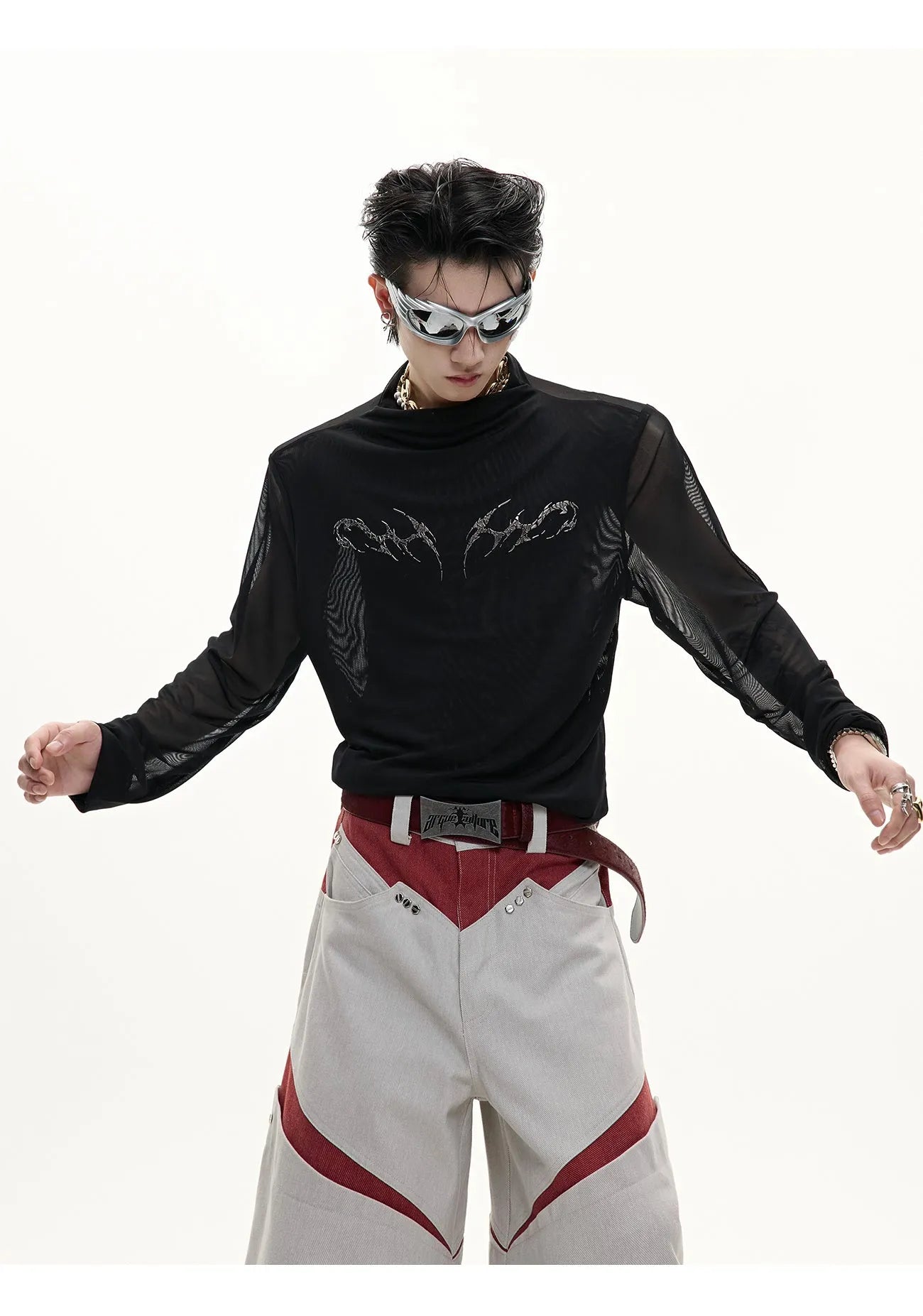 Men's black slim-fit long sleeve mesh bottoming shirt with a cooling fabric texture.
